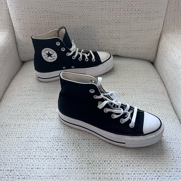 Converse Women's Black High-Top Sneakers - Picture 4 of 7